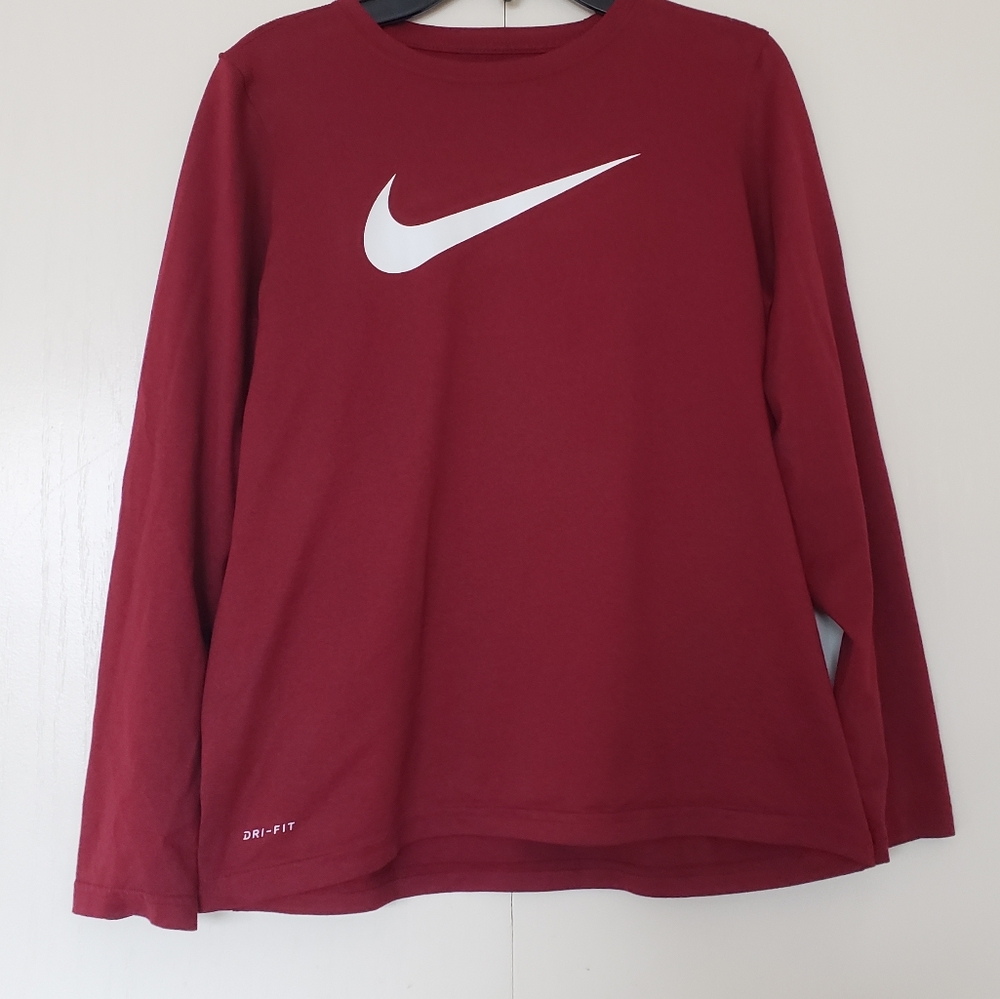 Nike DRI-FIT 3/4 Sleeve Shirt